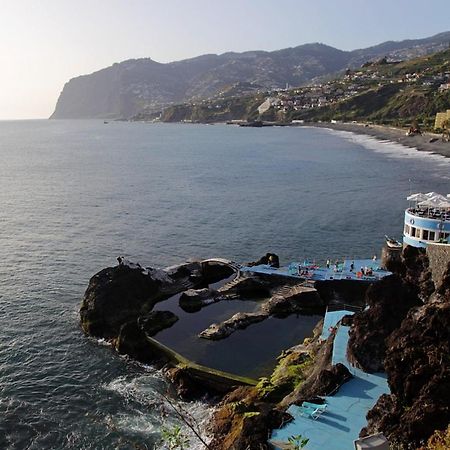 Beach Flat - Apartamento Praia Doca Do Cavacas フンシャル エクステリア 写真