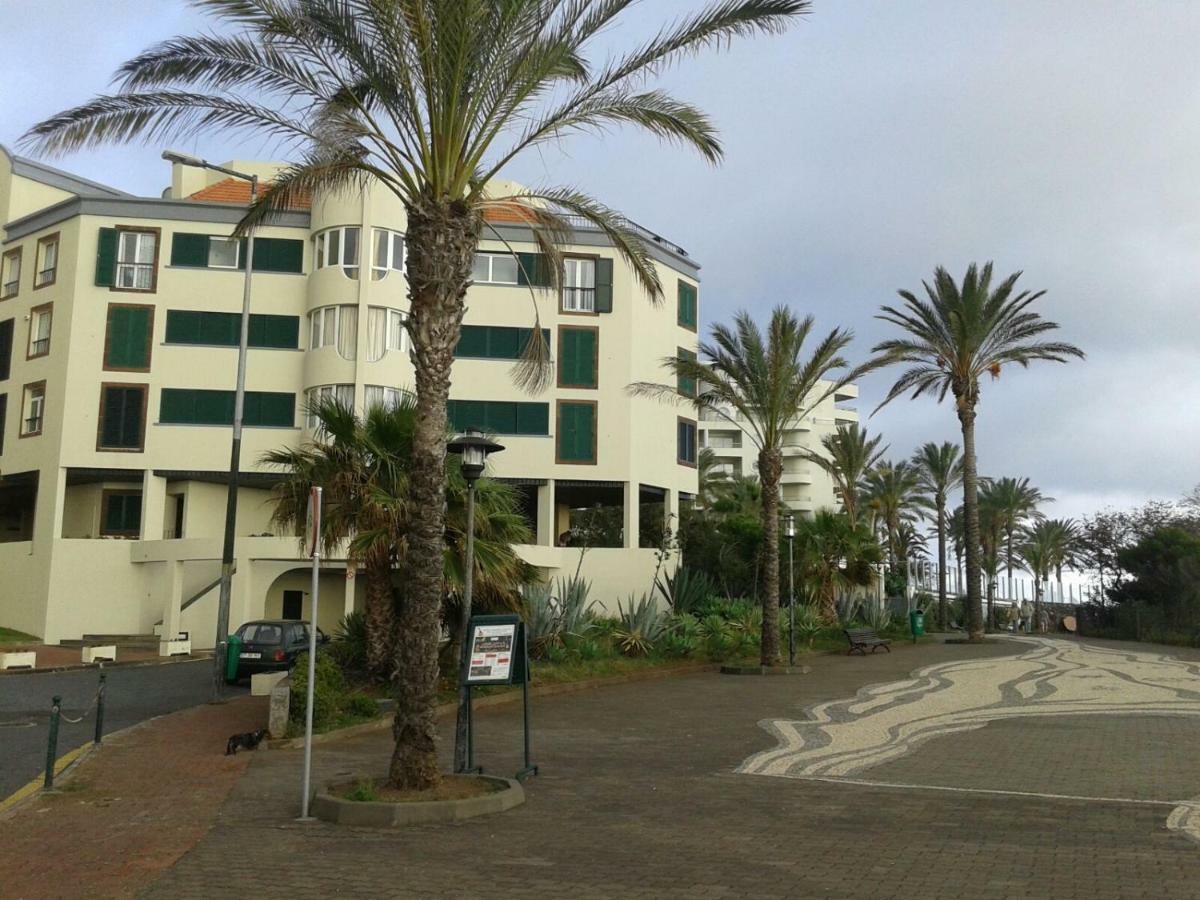 Beach Flat - Apartamento Praia Doca Do Cavacas フンシャル エクステリア 写真