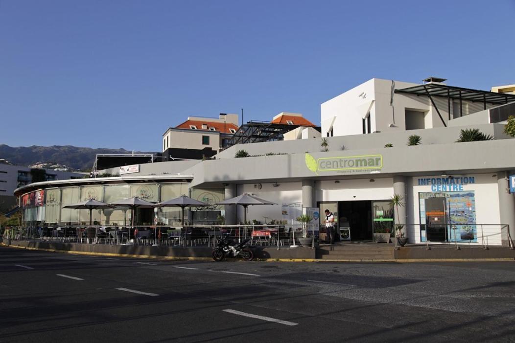 Beach Flat - Apartamento Praia Doca Do Cavacas フンシャル エクステリア 写真